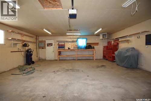 302 Main Street, White Fox, SK - Indoor Photo Showing Garage