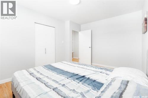 712 Empress Street, Regina, SK - Indoor Photo Showing Bedroom