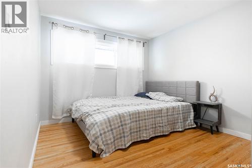 712 Empress Street, Regina, SK - Indoor Photo Showing Bedroom