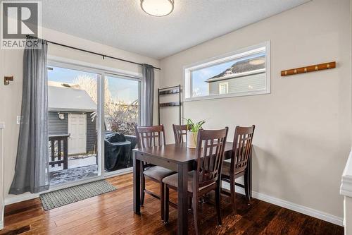 32 Auburn Bay Boulevard Se, Calgary, AB - Indoor Photo Showing Dining Room