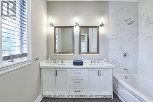 181 Anglo Street, Bracebridge, ON - Indoor Photo Showing Bathroom