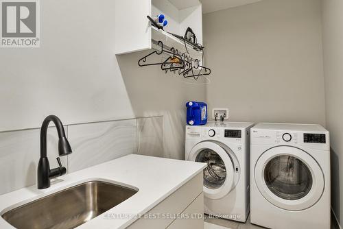 181 Anglo Street, Bracebridge, ON - Indoor Photo Showing Laundry Room