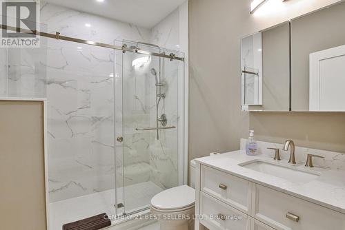 181 Anglo Street, Bracebridge, ON - Indoor Photo Showing Bathroom