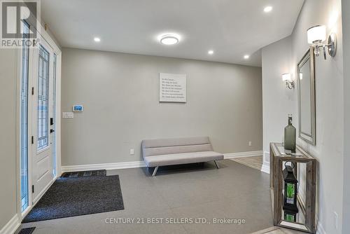 181 Anglo Street, Bracebridge, ON - Indoor