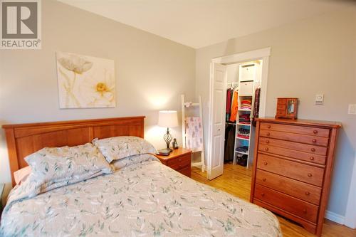 17 Bishop'S Road, Bay Robert'S, NL - Indoor Photo Showing Bedroom