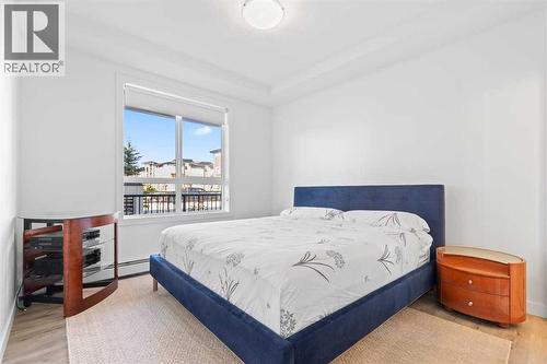 112, 40 Walgrove Walk Se, Calgary, AB - Indoor Photo Showing Bedroom