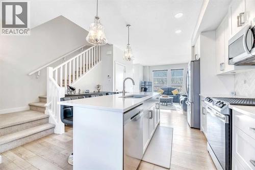 196 Wolf Hollow Park Se, Calgary, AB - Indoor Photo Showing Kitchen With Stainless Steel Kitchen With Upgraded Kitchen