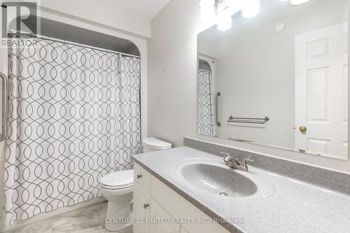 2451 Denure Drive, Peterborough (Monaghan Ward 2), ON - Indoor Photo Showing Bathroom