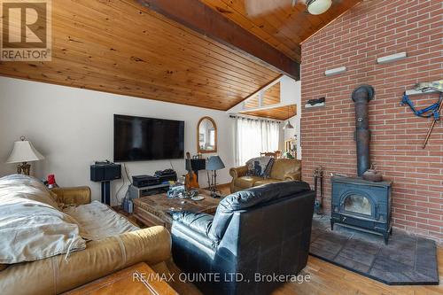 597 Harold Road, Stirling-Rawdon (Rawdon Ward), ON - Indoor Photo Showing Living Room With Fireplace