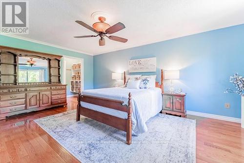 518 Grand Ridge Drive, Cambridge, ON - Indoor Photo Showing Bedroom