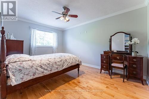 518 Grand Ridge Drive, Cambridge, ON - Indoor Photo Showing Bedroom