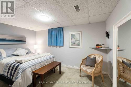 Lower bed - 2921 Gail Avenue, Niagara Falls (Church'S Lane), ON - Indoor Photo Showing Bedroom