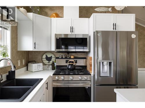 Updated Stainless appliances - 8000 Highland Road Unit# 33, Vernon, BC 