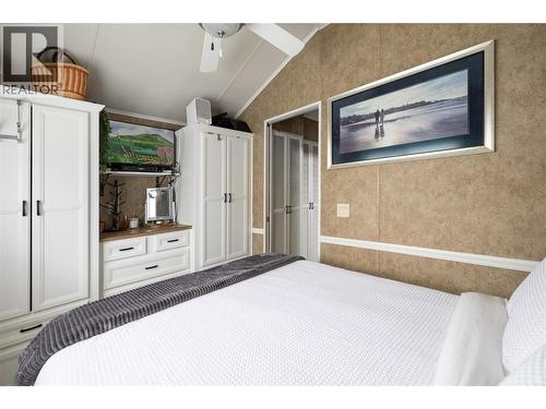 Lots of built in cabinets - 8000 Highland Road Unit# 33, Vernon, BC 