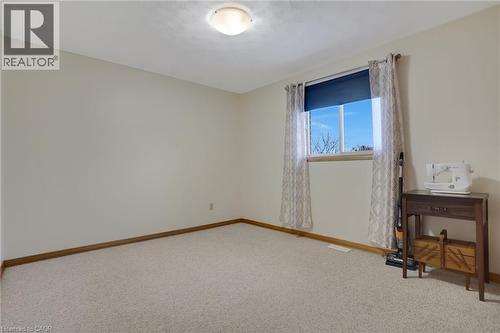 35 Southview Crescent, Cambridge, ON - Indoor Photo Showing Other Room