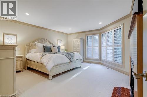 34 Harrington Place, Ancaster, ON - Indoor Photo Showing Bedroom