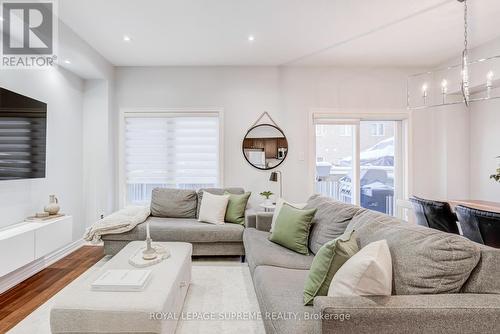 71 Luisa Street, Bradford West Gwillimbury, ON - Indoor Photo Showing Living Room
