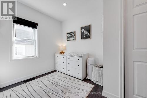 87 Dunlop Street, Orillia, ON - Indoor Photo Showing Bedroom