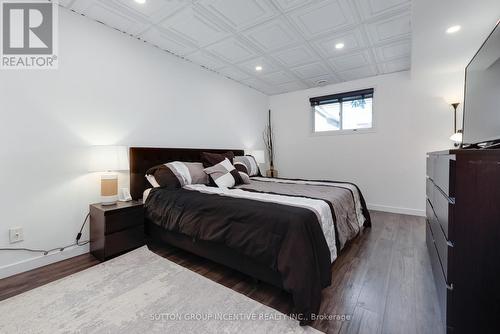 87 Dunlop Street, Orillia, ON - Indoor Photo Showing Bedroom