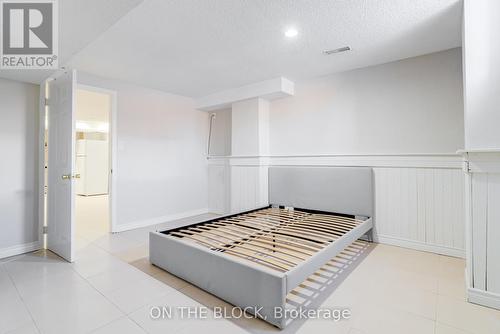 409 Silverthorne Crescent, Mississauga, ON - Indoor