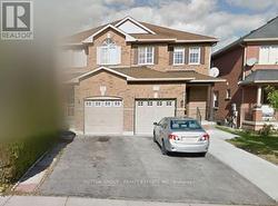 45 RIDGEFIELD COURT  Brampton, ON L6P 1B4