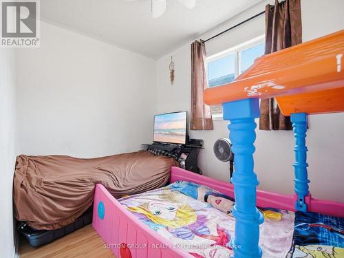 45 Ridgefield Court, Brampton, ON - Indoor Photo Showing Bedroom