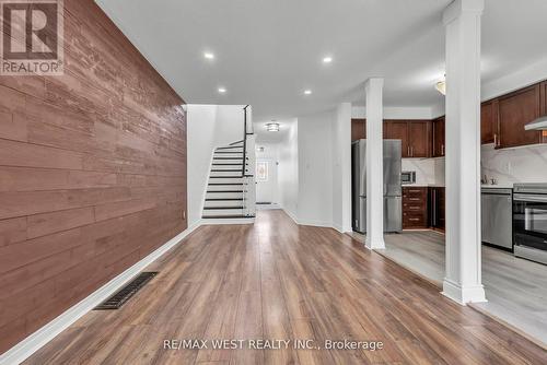 3865 Allcroft Road, Mississauga, ON - Indoor