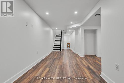 3865 Allcroft Road, Mississauga, ON - Indoor Photo Showing Other Room