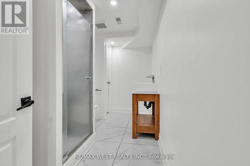 3865 Allcroft Road, Mississauga, ON -  Photo Showing Other Room