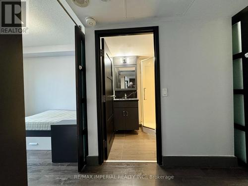 N2704 - 330 Phillip Street, Waterloo, ON - Indoor Photo Showing Other Room