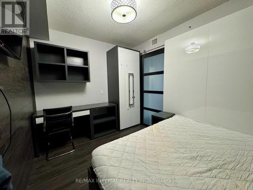 N2704 - 330 Phillip Street, Waterloo, ON - Indoor Photo Showing Bedroom