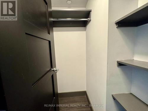 N2704 - 330 Phillip Street, Waterloo, ON - Indoor