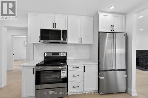 124 Corman Avenue, Hamilton, ON - Indoor Photo Showing Kitchen With Upgraded Kitchen