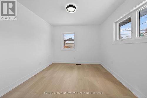 124 Corman Avenue, Hamilton, ON - Indoor Photo Showing Other Room