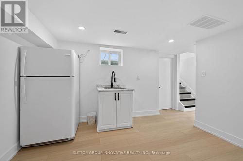 124 Corman Avenue, Hamilton, ON - Indoor Photo Showing Other Room