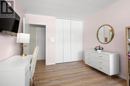 528 Greenbrook Drive, Kitchener, ON - Indoor