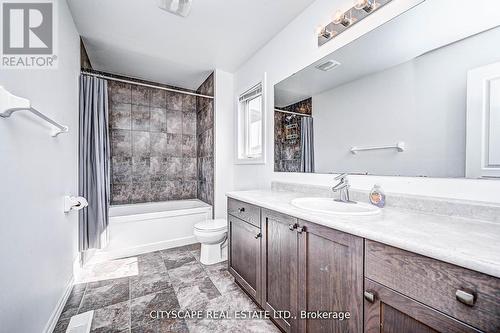 6 Castlebay Street, Kitchener, ON - Indoor Photo Showing Bathroom