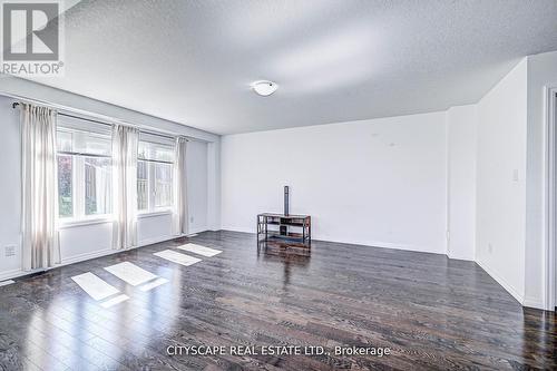 6 Castlebay Street, Kitchener, ON - Indoor Photo Showing Other Room