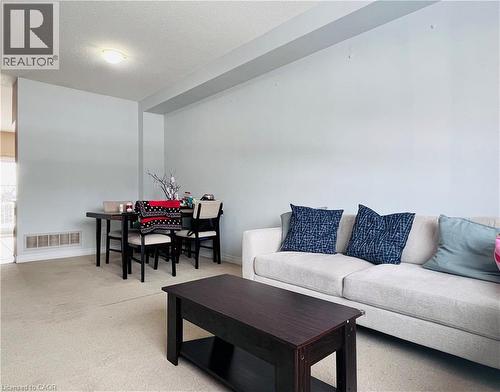 5053 Bidwell Common, Burlington, ON - Indoor Photo Showing Living Room