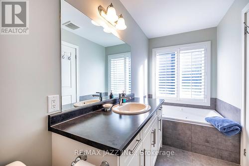 78 Shand Lane, Scugog (Port Perry), ON - Indoor Photo Showing Bathroom