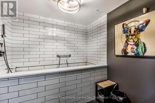 505 - 53 Arthur Street S, Guelph (St. Patrick'S Ward), ON - Indoor