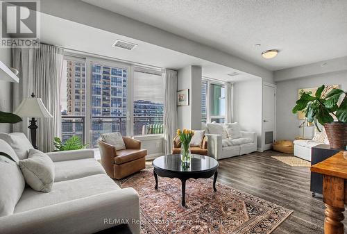 505 - 53 Arthur Street S, Guelph (St. Patrick'S Ward), ON - Indoor Photo Showing Living Room