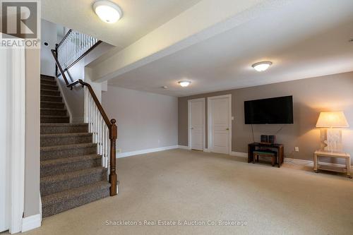 4 - 165 Chandos Drive, Kitchener, ON - Indoor