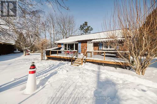 108 Stoney Point Road S, Brighton, ON - Outdoor With Deck Patio Veranda