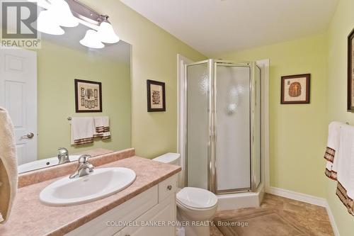 5 - 2295 Kains Road, London South (South A), ON - Indoor Photo Showing Bathroom