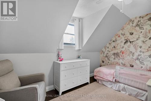 14 Gold Crescent, Russell, ON - Indoor Photo Showing Bedroom