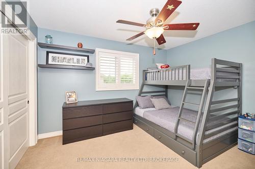 507 Carrie Avenue, Fort Erie (Point Abino), ON - Indoor Photo Showing Bedroom