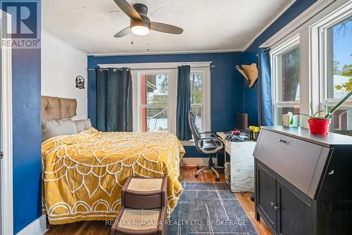 3536 Bond Street, Niagara Falls (Chippawa), ON - Indoor Photo Showing Bedroom