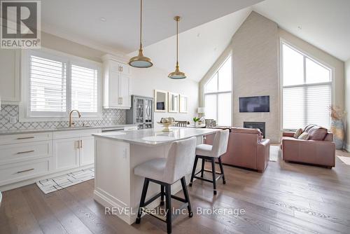 75 Millpond Road, Niagara-On-The-Lake (St. Davids), ON - Indoor Photo Showing Kitchen With Upgraded Kitchen