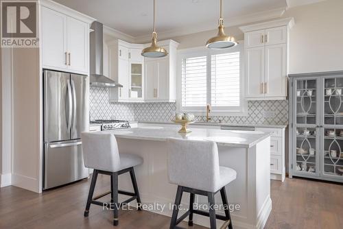 75 Millpond Road, Niagara-On-The-Lake (St. Davids), ON - Indoor Photo Showing Kitchen With Upgraded Kitchen